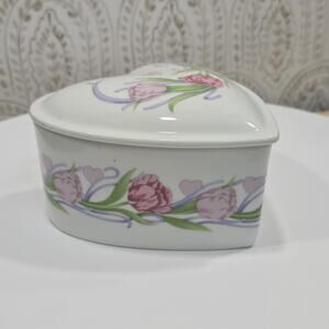 Vintage Heart Shaped Trinket Box Tulips Ribbon Pink Purple Cottagecore 80's Vibe